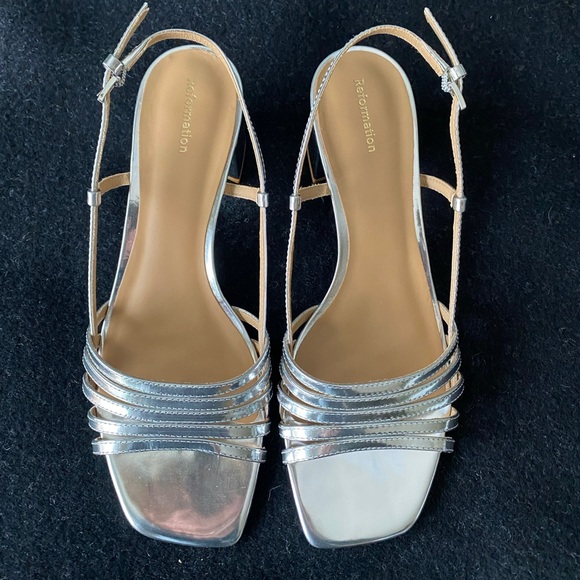 Reformation Eleonora Heels - Picture 8 of 9